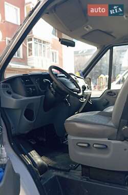 Вантажний фургон Ford Transit 2009 в Івано-Франківську