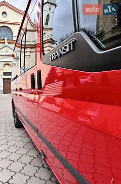 Специальный автобус Ford Transit 2012 в 