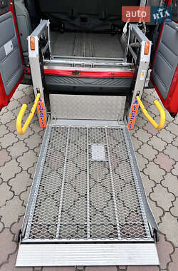 Специальный автобус Ford Transit 2012 в 