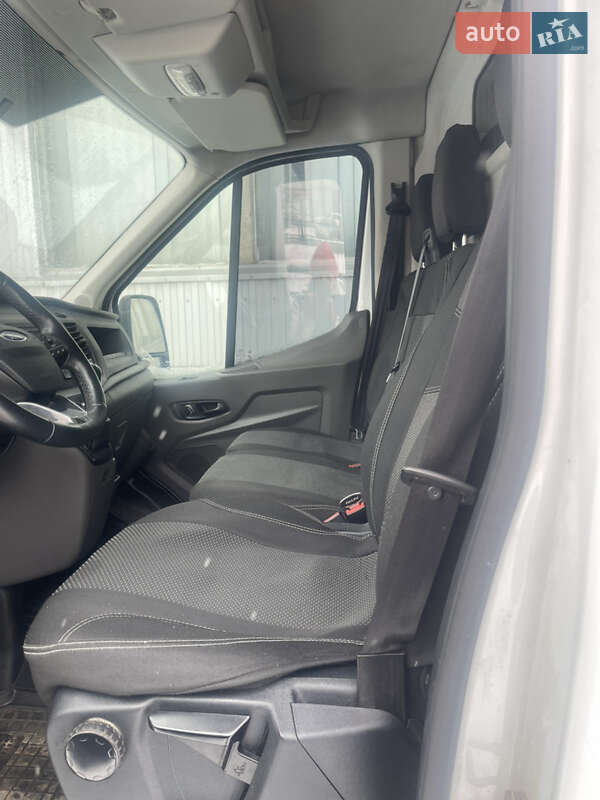 Вантажний фургон Ford Transit 2020 в Харкові