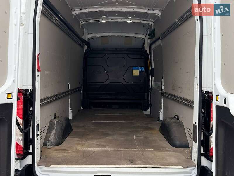 Грузовой фургон Ford Transit 2020 в Самборе