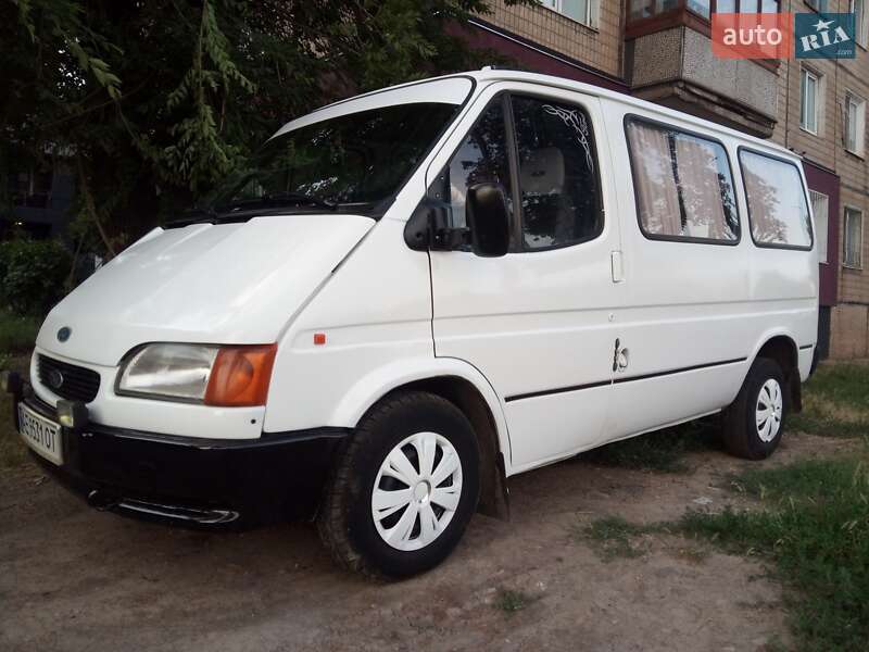 Мікроавтобус Ford Transit 1994 в Кривому Розі фото 2 Мікроавтобус Ford Transit 1994 в Кривому Розі