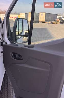 Грузовой фургон Ford Transit 2023 в 