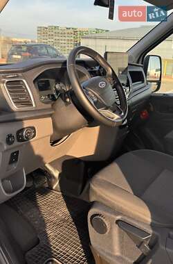 Грузовой фургон Ford Transit 2023 в 