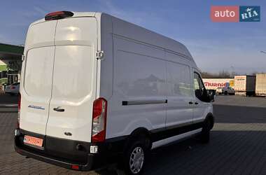 Грузовой фургон Ford Transit 2023 в 
