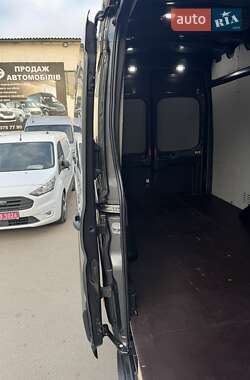 Вантажний фургон Ford Transit 2019 в 