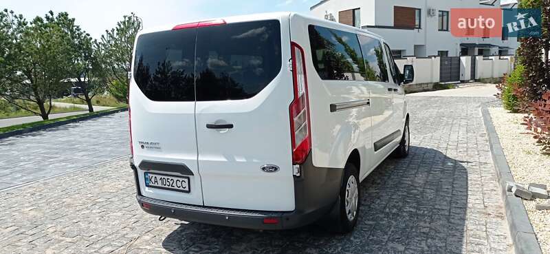 Мінівен Ford Transit 2017 в Львові
