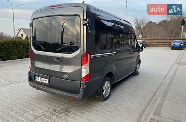 Микроавтобус Ford Transit 2017 в 