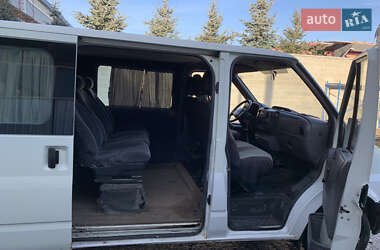 Микроавтобус Ford Transit 2005 в 