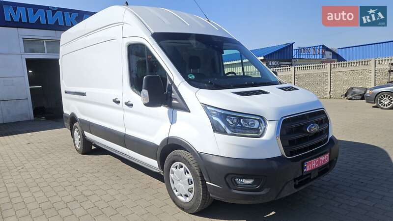 Ford Transit 2021