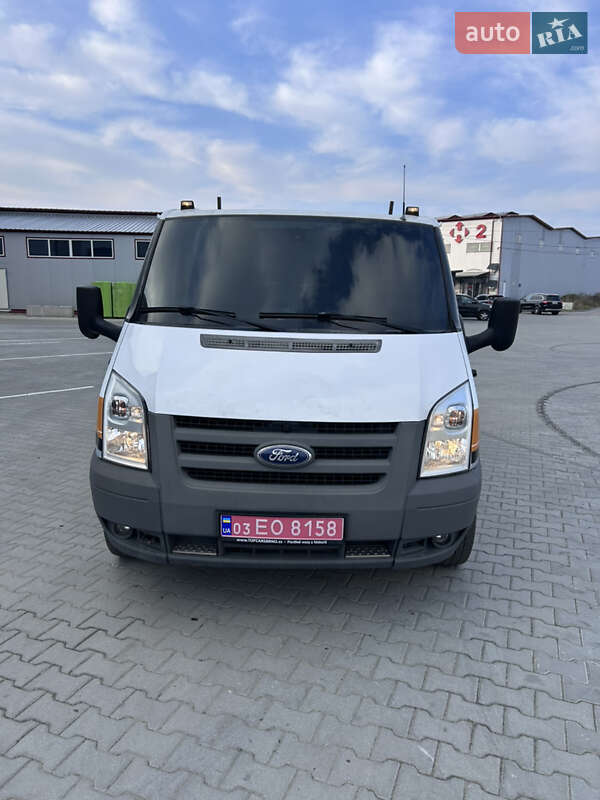 Вантажопасажирський фургон Ford Transit 2012 в Львові
