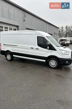 Грузовой фургон Ford Transit 2020 в 