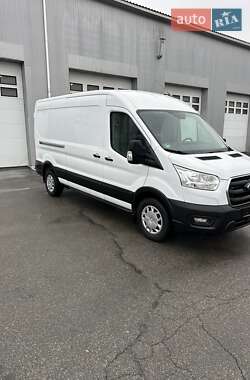 Грузовой фургон Ford Transit 2020 в 