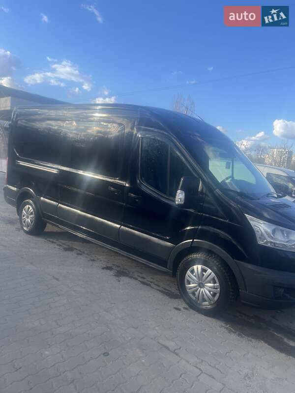Микроавтобус Ford Transit 2015 в Львове