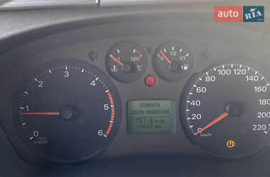 Вантажний фургон Ford Transit 2013 в 