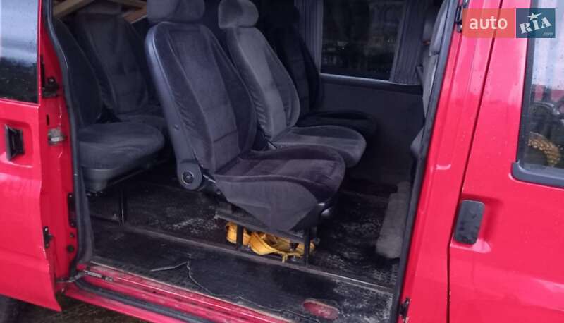 Мікроавтобус Ford Transit 2003 в Любешові