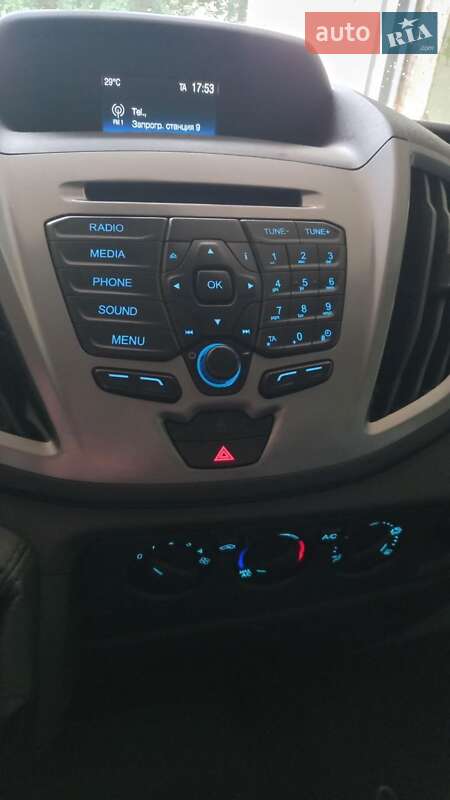 Вантажний фургон Ford Transit 2017 в Миколаєві