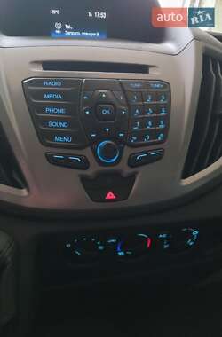 Грузовой фургон Ford Transit 2017 в 