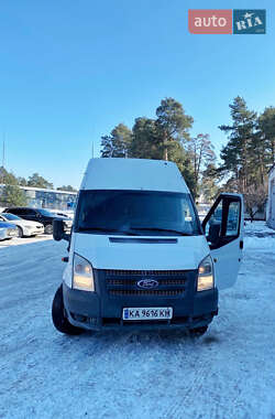 Грузовой фургон Ford Transit 2013 в 