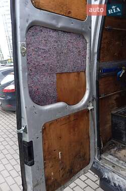 Грузовой фургон Ford Transit 2011 в 