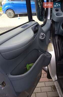 Грузовой фургон Ford Transit 2011 в 