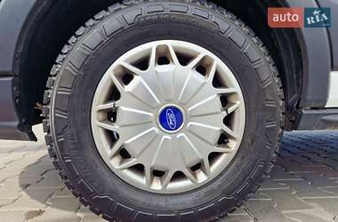 Грузовой фургон Ford Transit 2017 в 