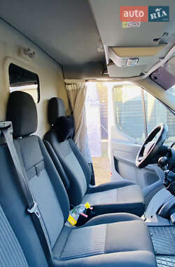 Грузовой фургон Ford Transit 2016 в 