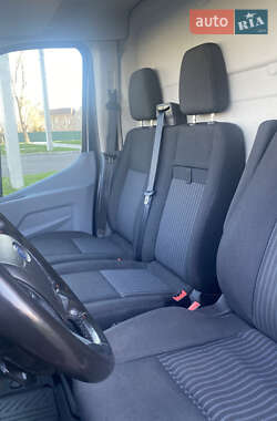 Грузовой фургон Ford Transit 2016 в 