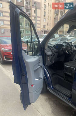 Грузовой фургон Ford Transit 2016 в 
