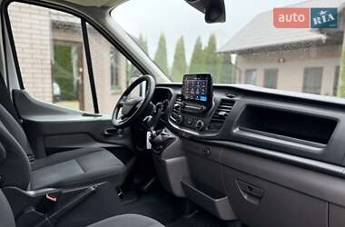 Вантажний фургон Ford Transit 2021 в 