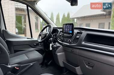 Вантажний фургон Ford Transit 2021 в 