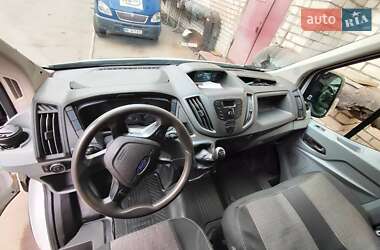 Грузовой фургон Ford Transit 2017 в 