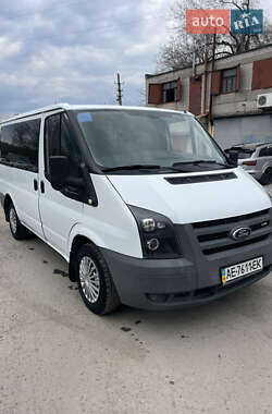 Микроавтобус Ford Transit 2006 в 