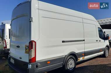 Грузовой фургон Ford Transit 2016 в 