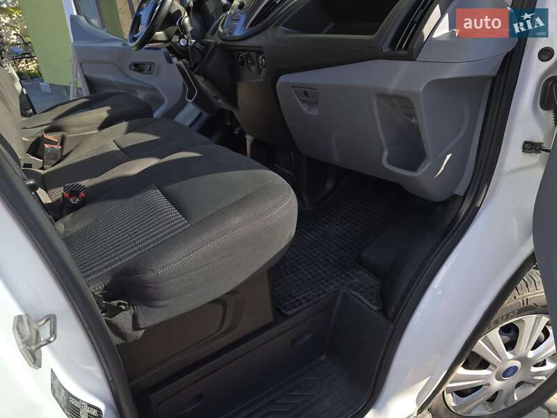 Тентованый Ford Transit 2017 в Снятине