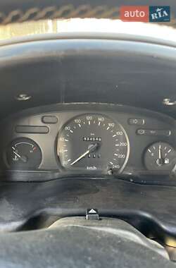 Грузовой фургон Ford Transit 1999 в 