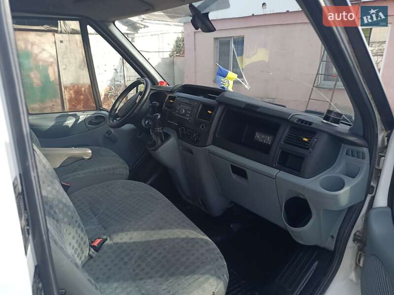 Грузовой фургон Ford Transit 2006 в Днепре