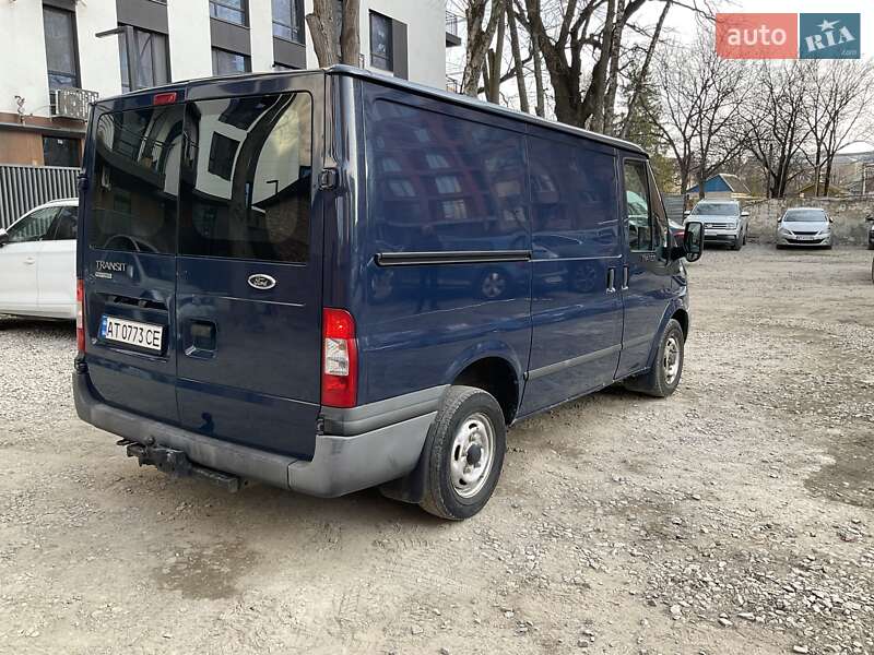 Грузовой фургон Ford Transit 2012 в Ивано-Франковске