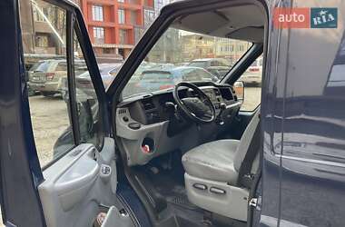 Грузовой фургон Ford Transit 2012 в 