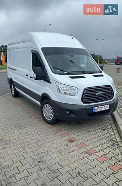 Грузовой фургон Ford Transit 2016 в 