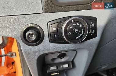 Грузовой фургон Ford Transit 2018 в 