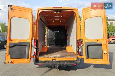 Грузовой фургон Ford Transit 2018 в 
