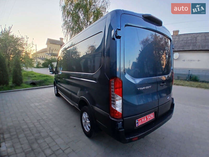 Грузовой фургон Ford Transit 2019 в Дубно