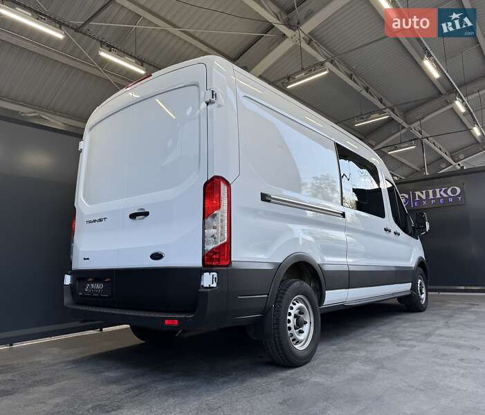 Грузопассажирский фургон Ford Transit 2023 в Киеве