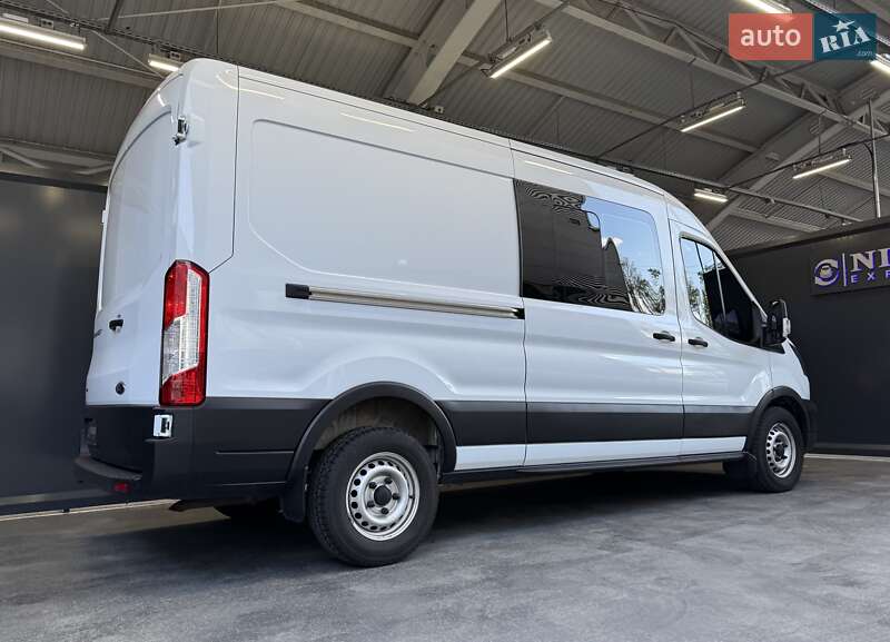 Грузопассажирский фургон Ford Transit 2023 в Киеве