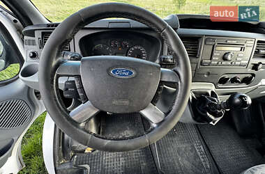Вантажний фургон Ford Transit 2007 в Долині