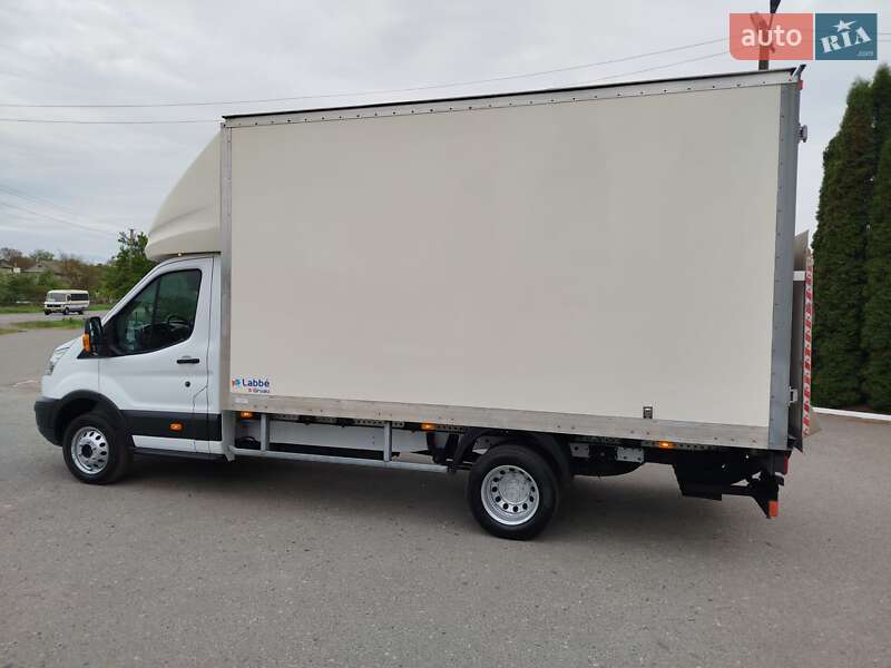 Вантажний фургон Ford Transit 2018 в Дубні
