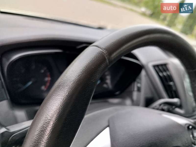 Вантажний фургон Ford Transit 2018 в Дубні