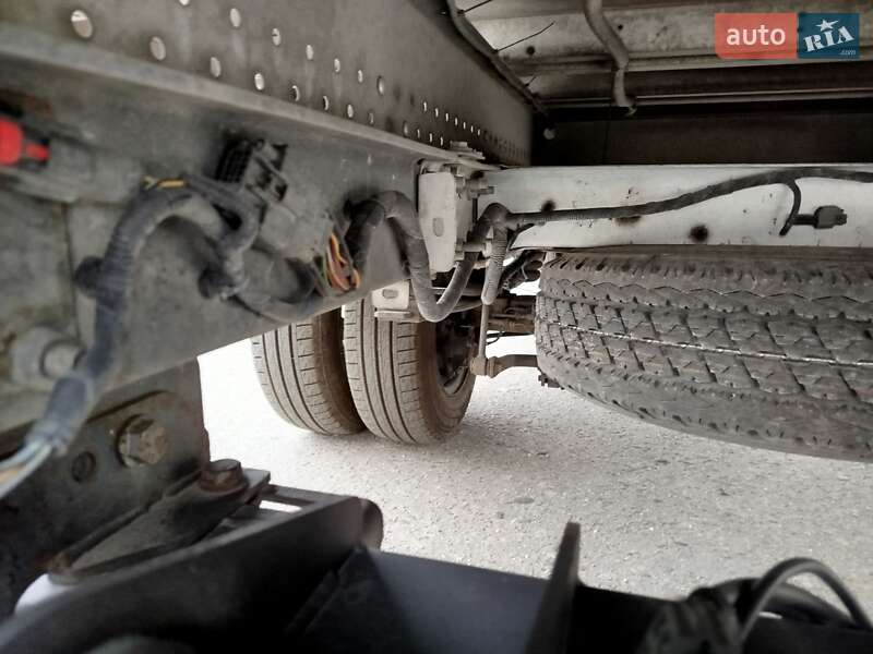 Вантажний фургон Ford Transit 2018 в Дубні