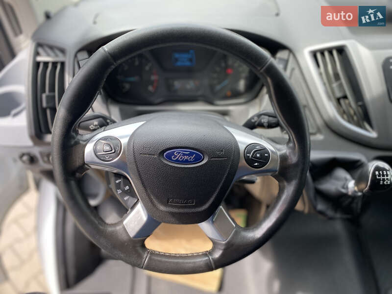 Грузопассажирский фургон Ford Transit 2018 в Киеве
